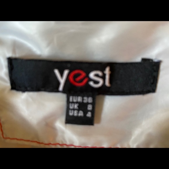 Yest Quilted Puffy Vest - Picture 5 of 6